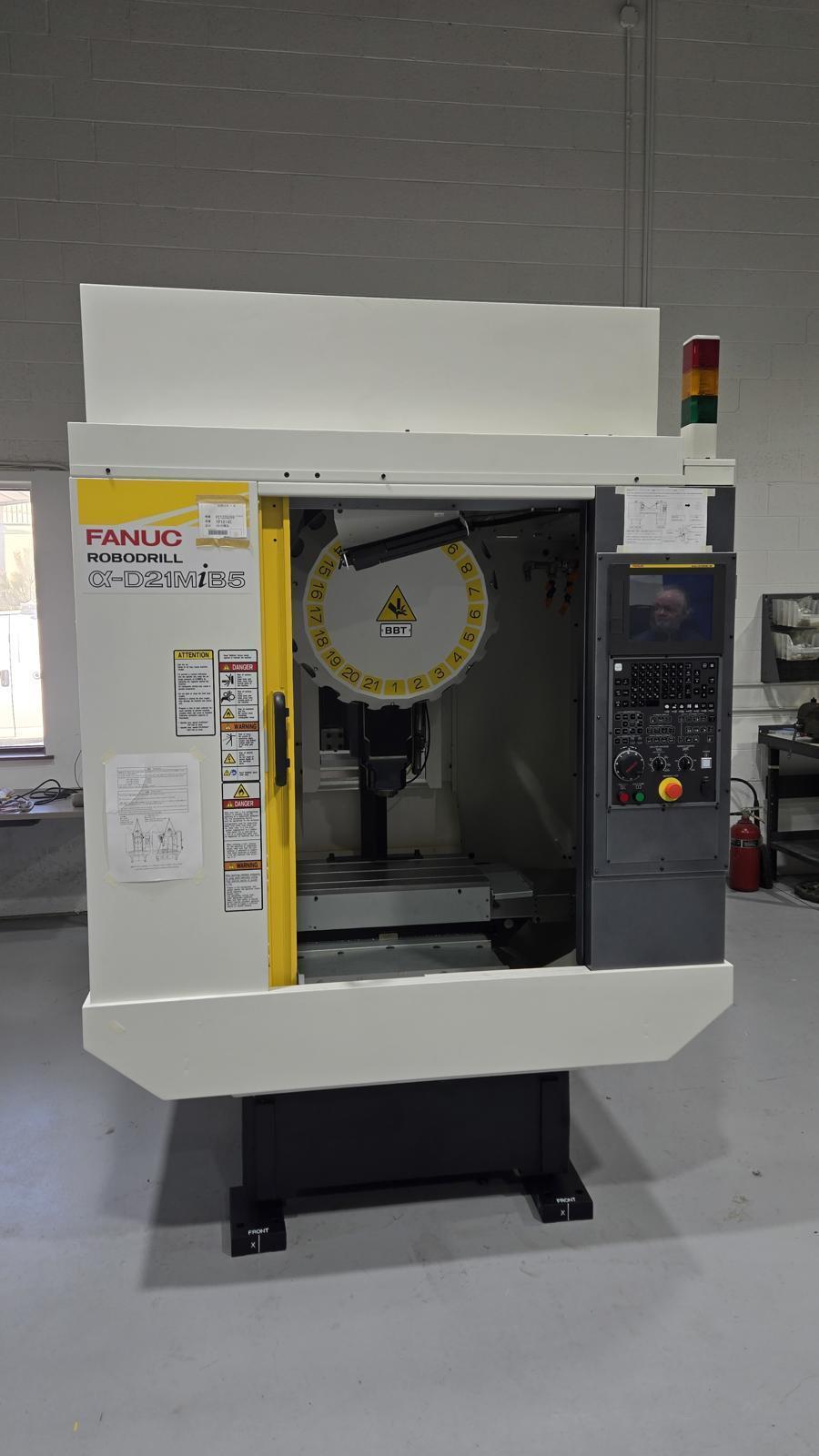 2021 Fanuc Robodrill a-D21MiB5 Used CNC Vertical Machining Center For Sale