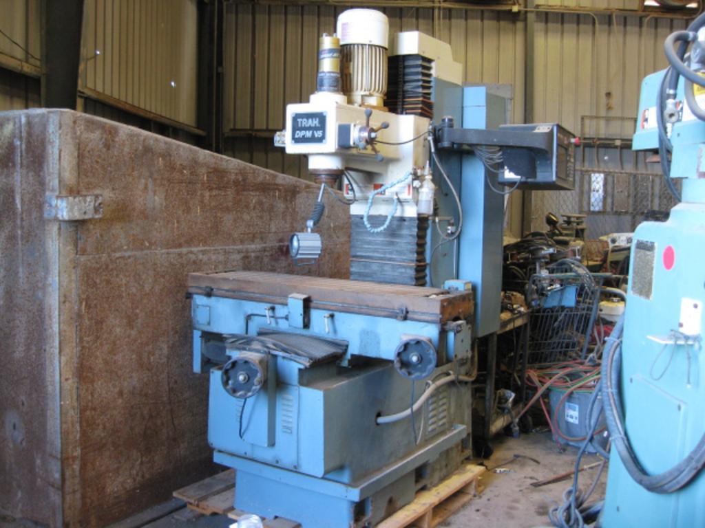 1 - PREOWNED SOUTHWESTERN INDUSTRIES 5 AXIS VERTICAL MILLING MACHINE, MODEL #: TRAK-DPM V5, S/N: 043BK12843