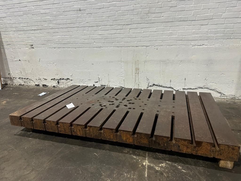 48" x 84" T Slotted Floor Plate