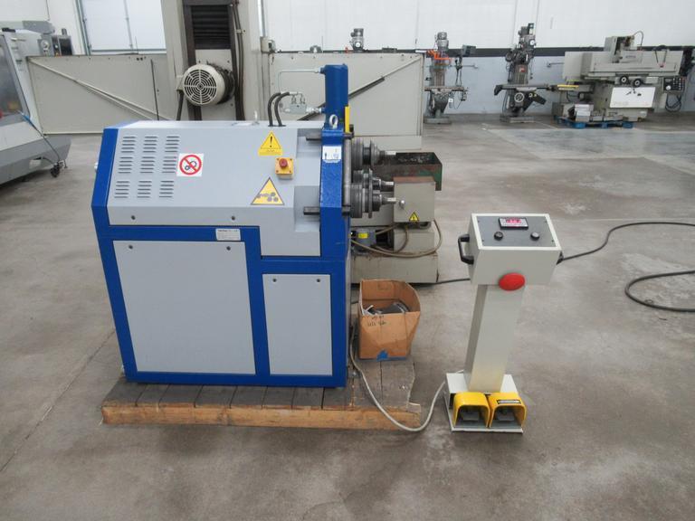 Tauring BS 50 HV Angle Roll with LED Roll Display, Foot Pedals and Assorted Dies as Shown