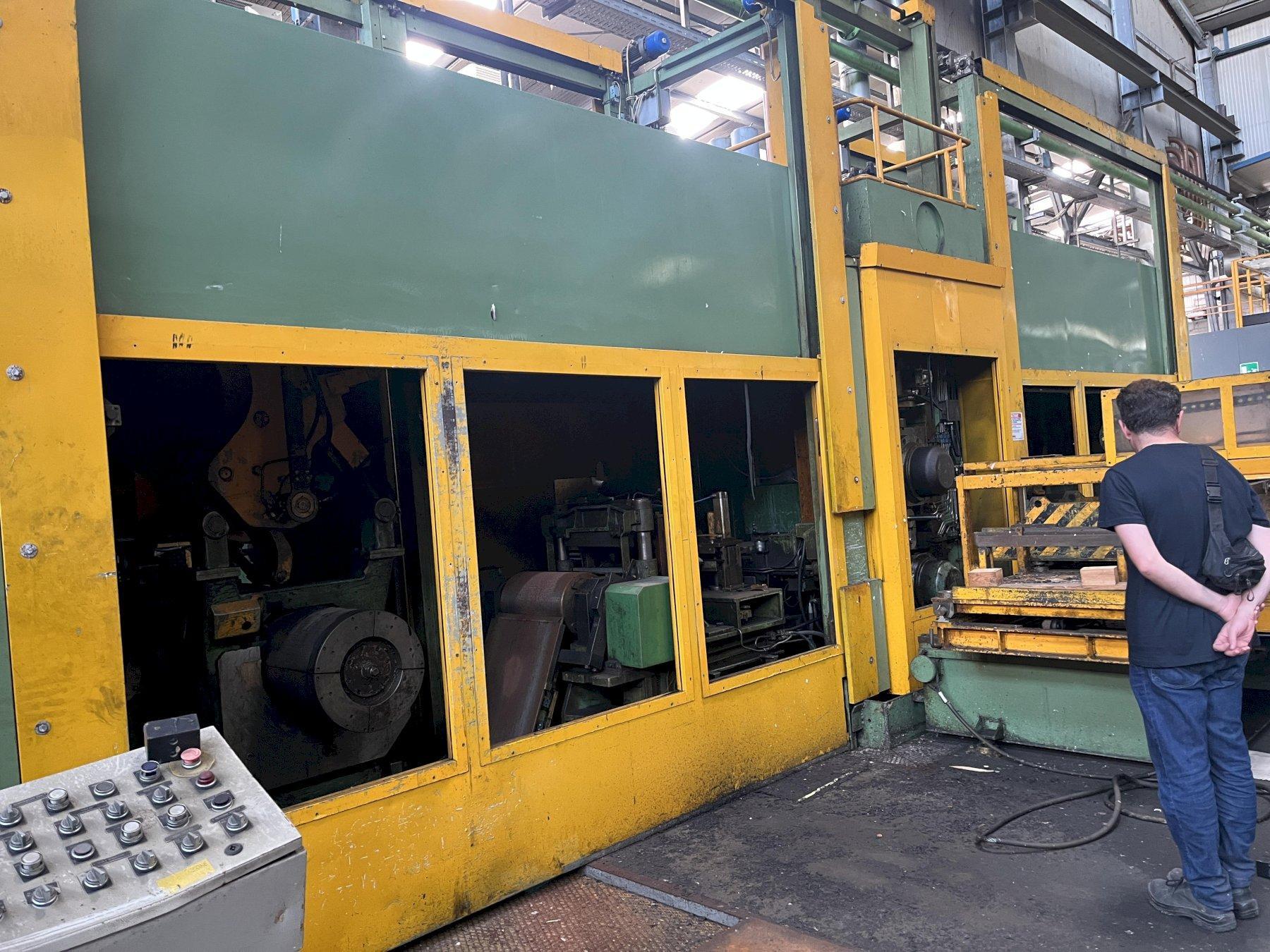 SCHMITZ FINISHING 4 HI ROLLING MILL