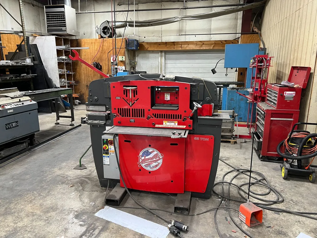 EDWARDS 65 TON HYDRAULIC IRONWORKER
