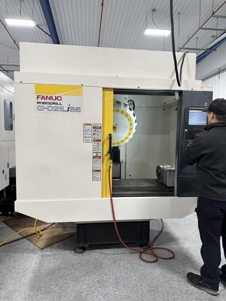 Fanuc Robodrill a-D21LiB5 CNC VMC, 2018