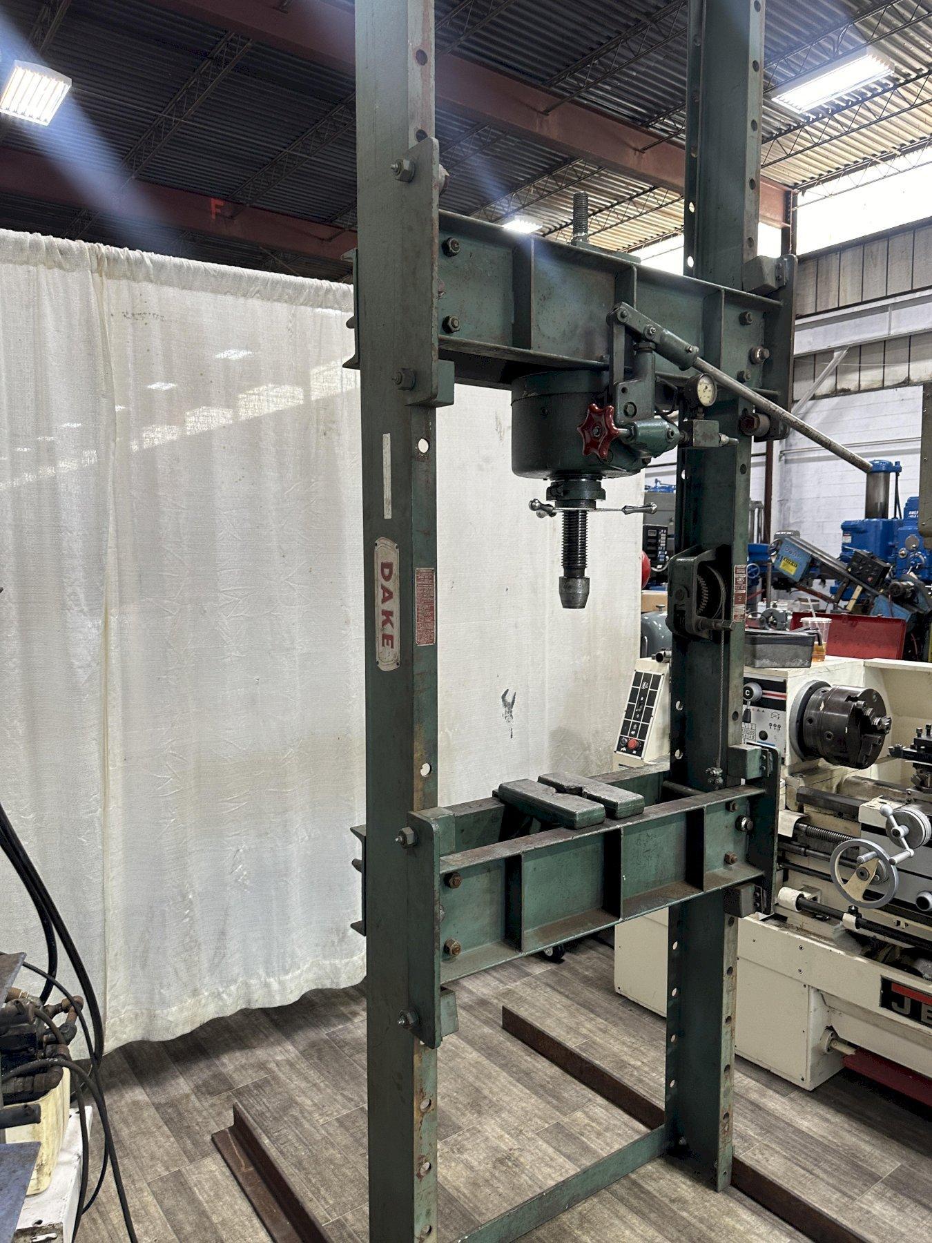 50 TON DAKE  HYDRAULIC HYDRAULIC H FRAME PRESS: STOCK #78550