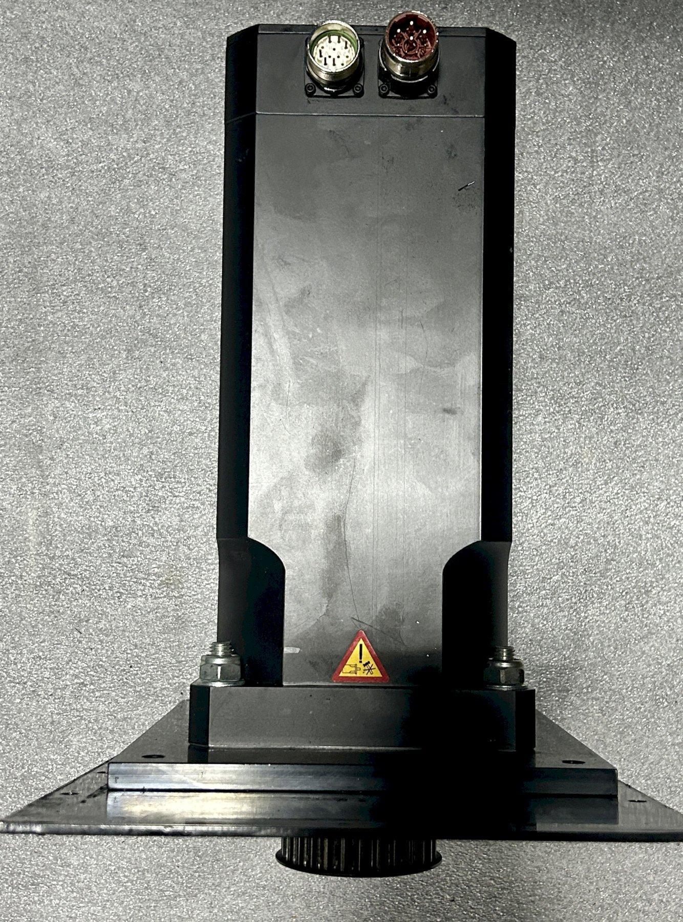 B&R SERVO MOTOR 8MSA5X.R0-D30C-1, 3000 RPM, Self-Cooling, Size 5, Extra Large Rated Torque, 3-Phase Synchronous.