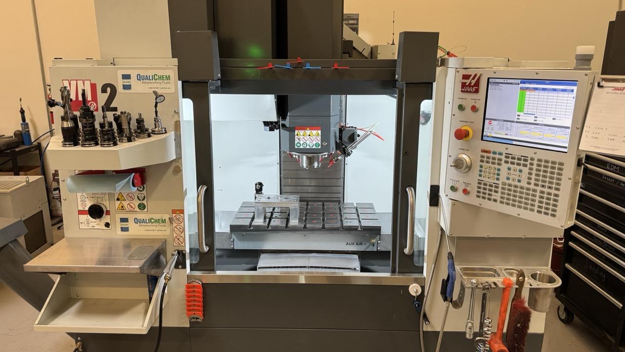 Haas VM-2 5-Axis VMC, 2021 – TRT210 5th Axis Rotary Table, 15K RPM, 1,000 PSI TSC, WIPS, 50 ATC