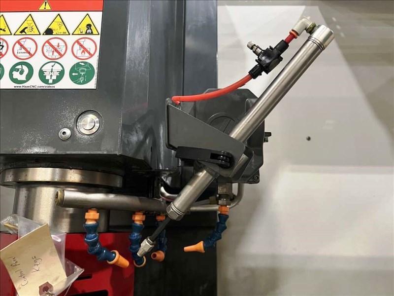 HAAS TM-2P CNC TOOLROOM MILL WITH TOOL CHANGER