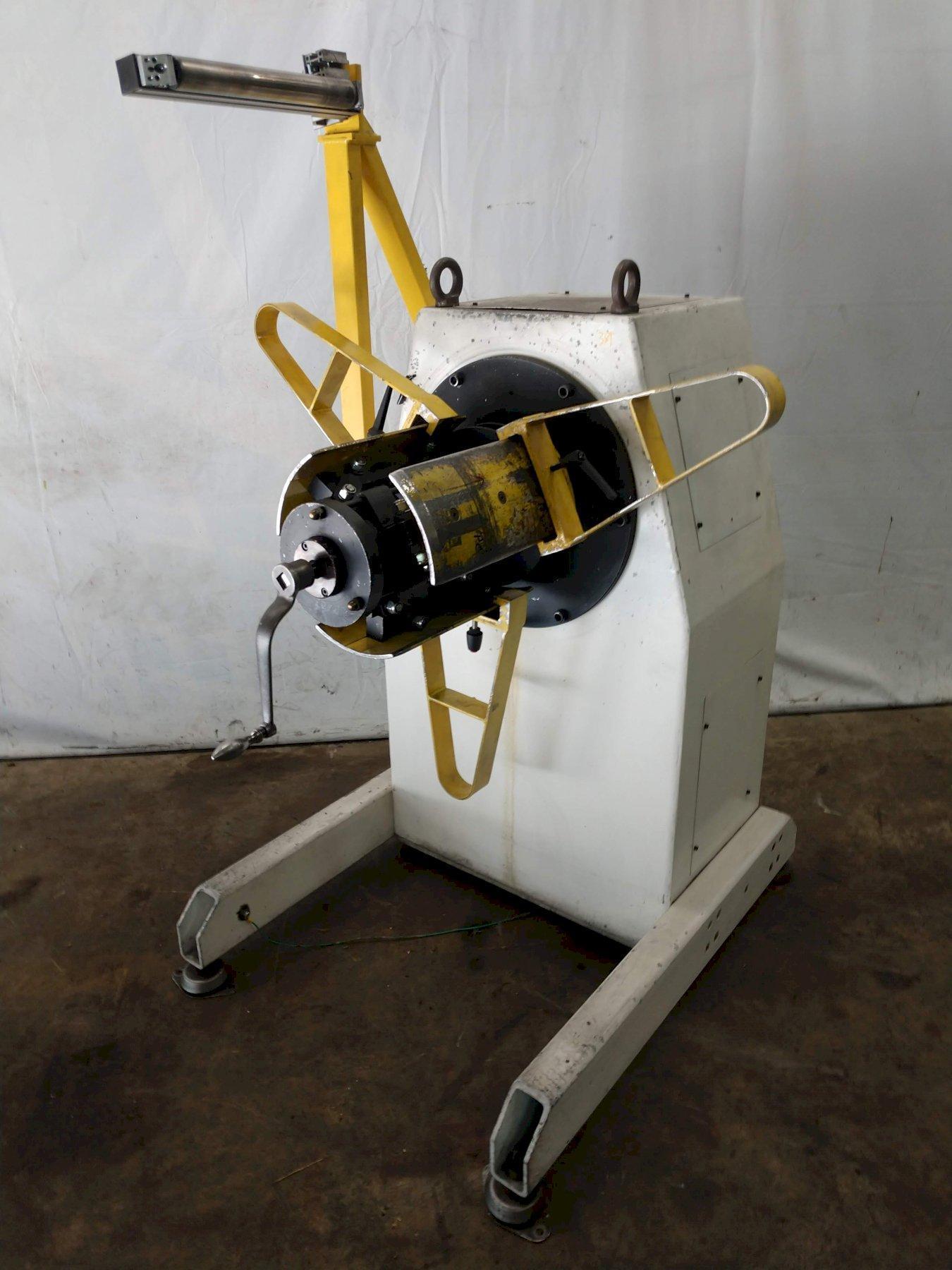 1,100 LB X 16" GSW MODEL #MHM0.5/1250SO SERVO MOTORIZED COIL REEL UNCOILER, NEW 1996 STOCK #3186