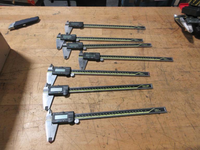 Mitutoyo 12" Digital Calipers (7pcs) ** Uknown Working Order or Accuracy **- Auction Item