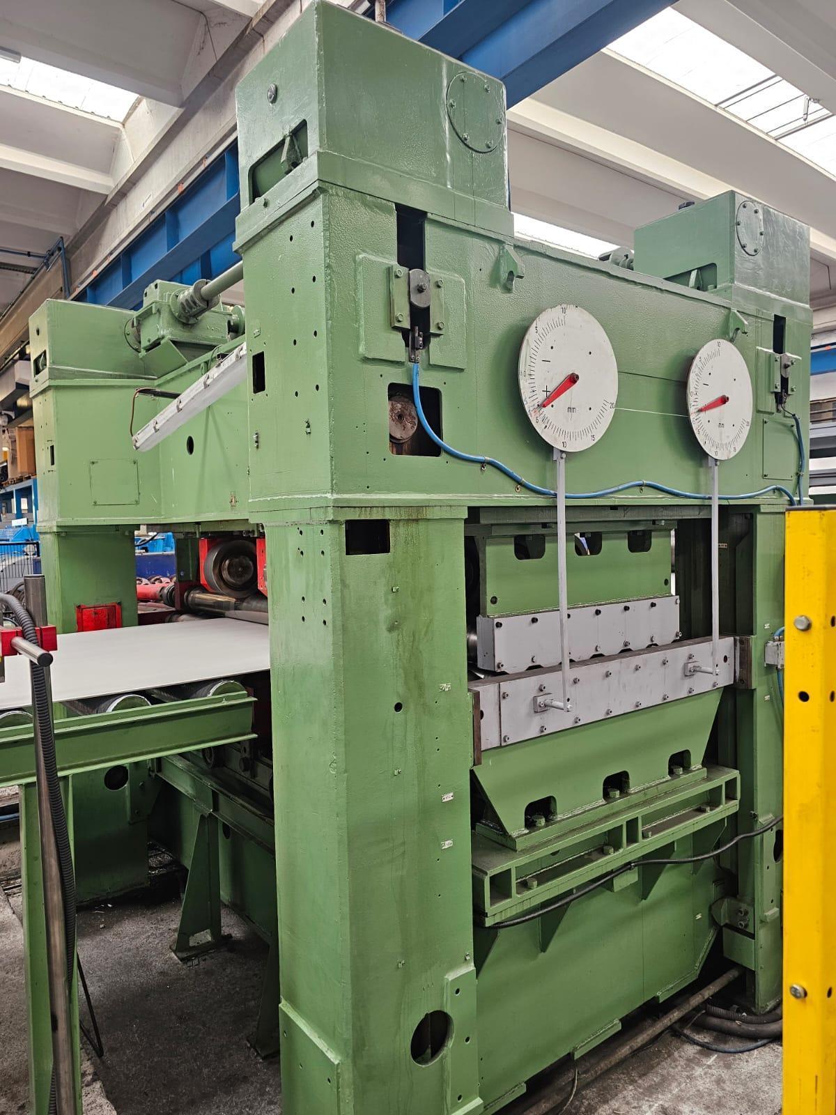 2000mm X 8mm x 30 Ton Heavy Duty Stainless Steel Cut to Length Line
