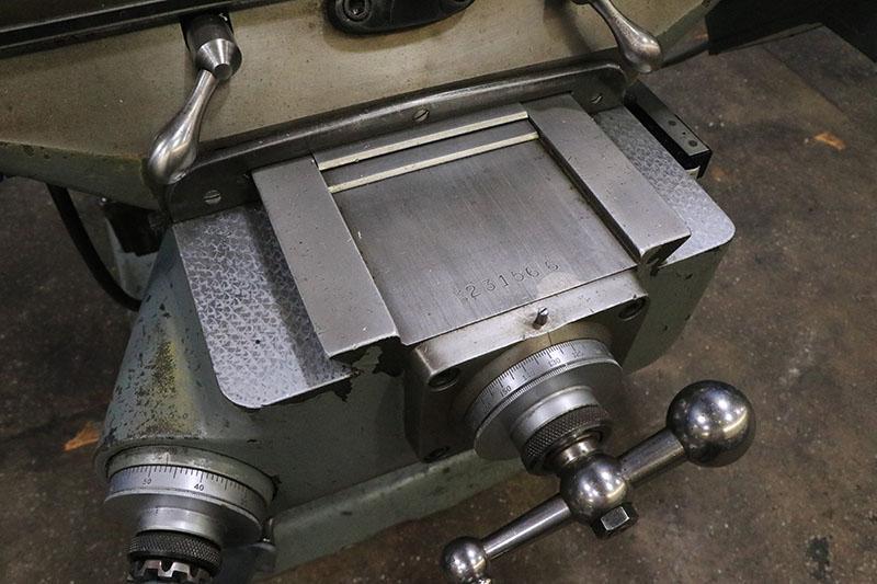 BRIDGEPORT Vertical Mill, Model Series I