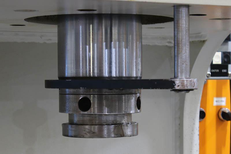 57.7 Ton NEFF C-Frame Hydraulic Press, Model DF50-15M