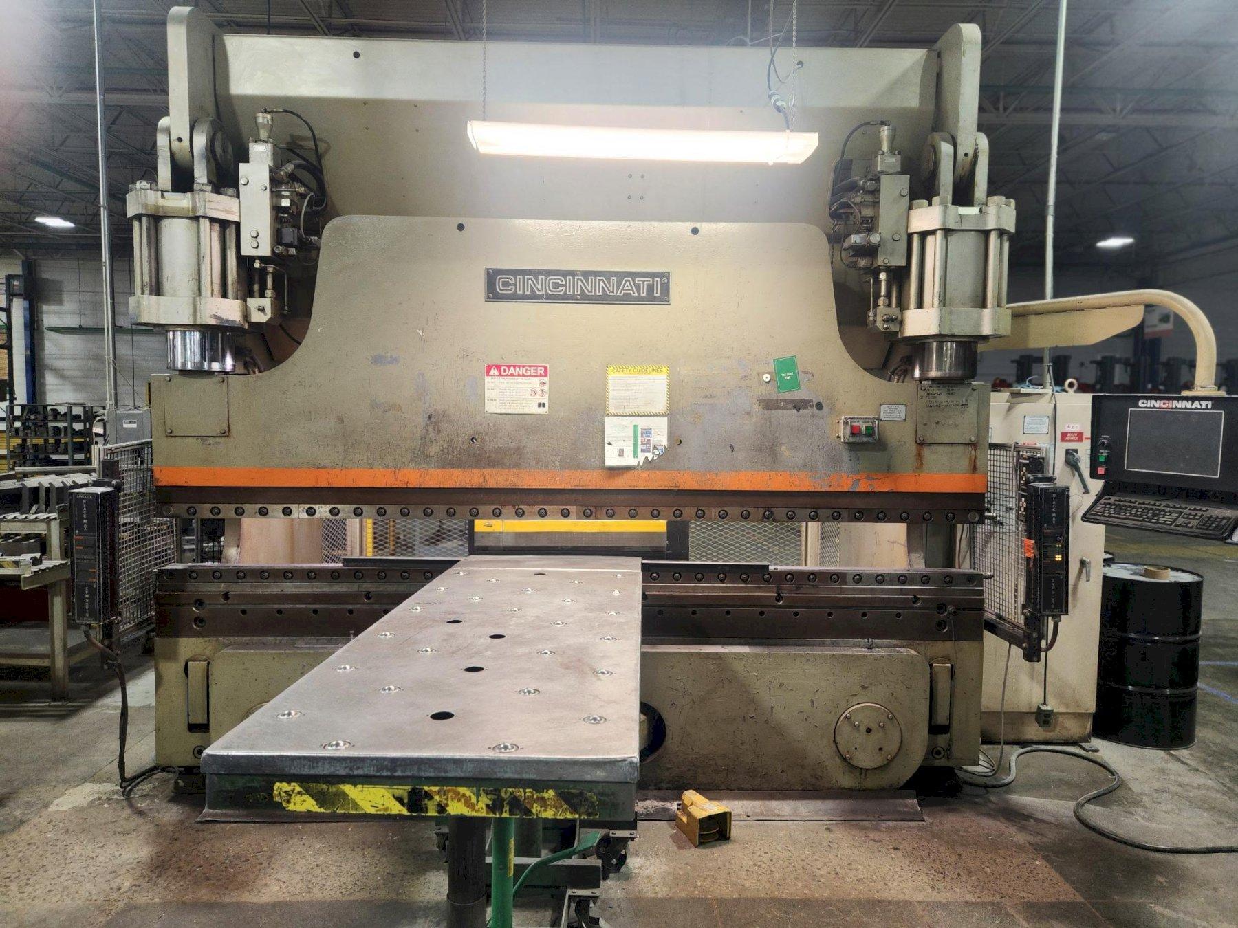 350 TON X 12' CINCINNATI MODEL 350AFx10 HYDRAULIC PRESS BRAKE: YOBRO #26373