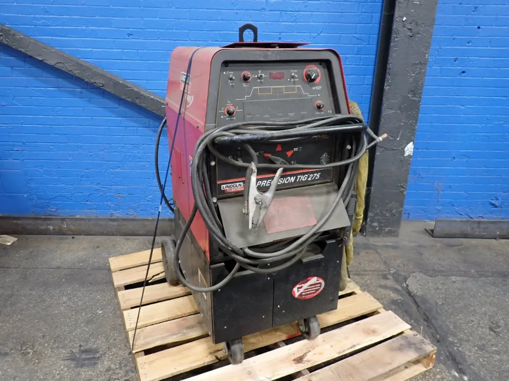 THE LINCOLN ELECTRIC CO 275 AMPS WELDER  -  PRECISION TIG 275