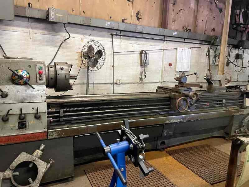 21" X 100" CLAUSING COLCHESTER 8100 SERIES ENGINE LATHE