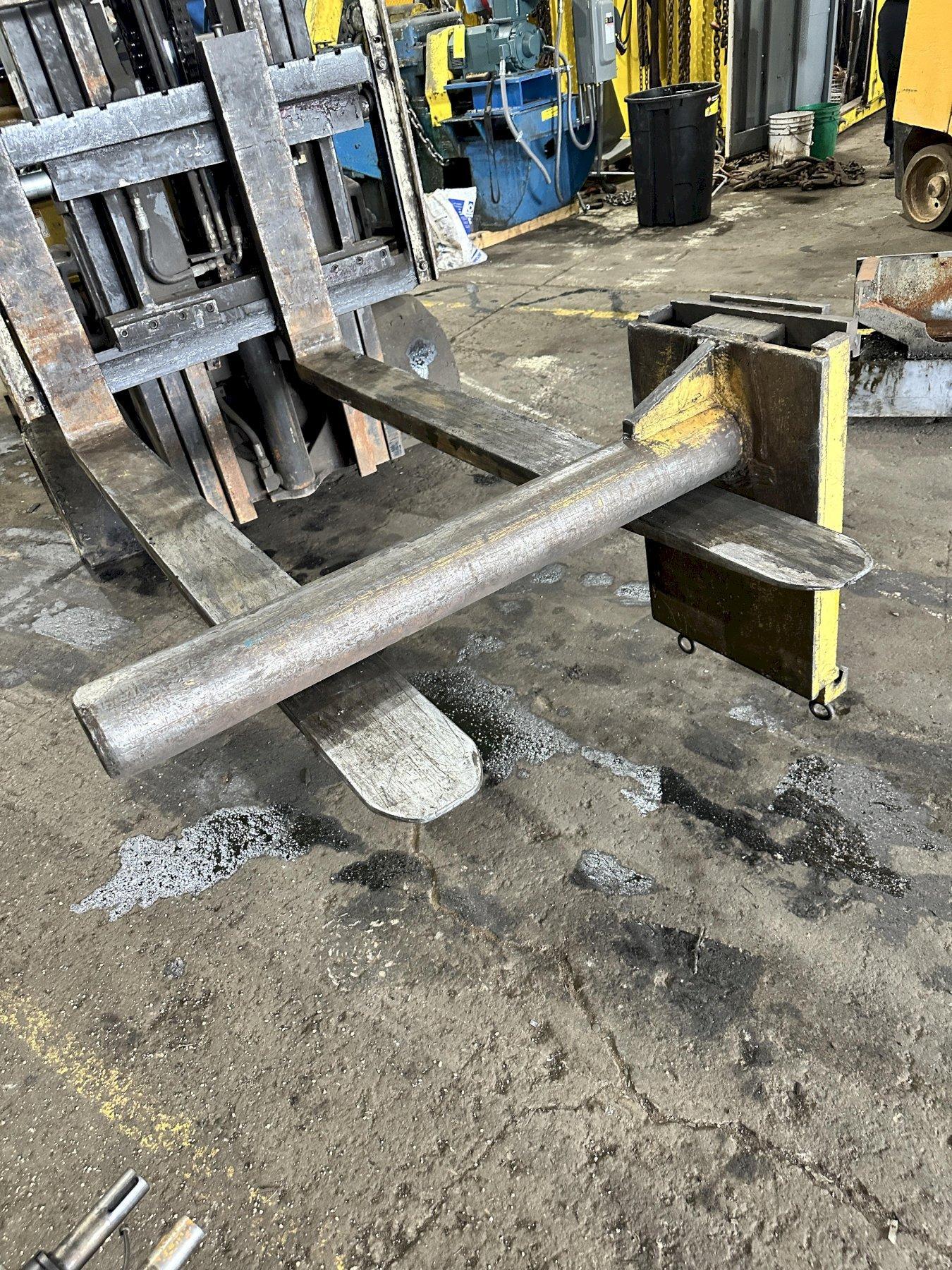 FORKLIFT COIL LIFT RAM / STINGER ATTACHMENT: YOBRO #25409