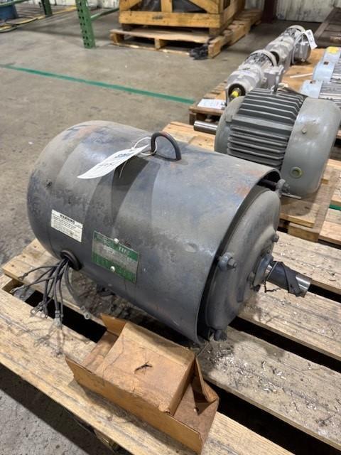 1 - PREOWNED LINCOLN ELECTRIC MOTOR