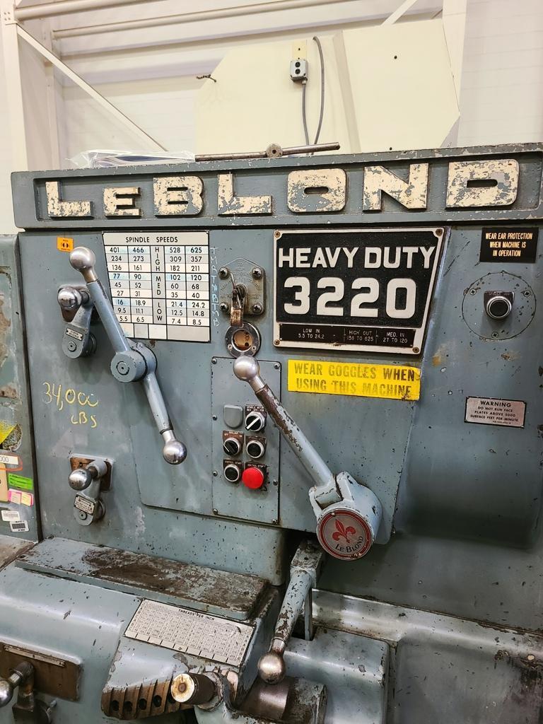 36"/58" X 204"/311" LEBLOND 3220/58-NI DUTY SLIDING GAP BED LATHE