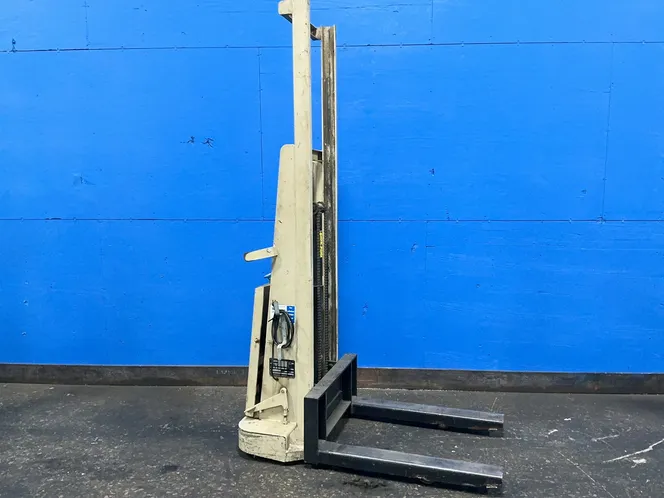 CROWN 1500 LBS ELECTRIC WALK BEHIND PALLET STACKER  -  15B-S