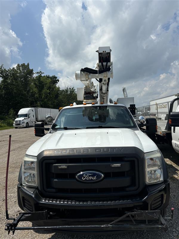 Ford F550 Super Duty Altec Bucket Truck, 2016