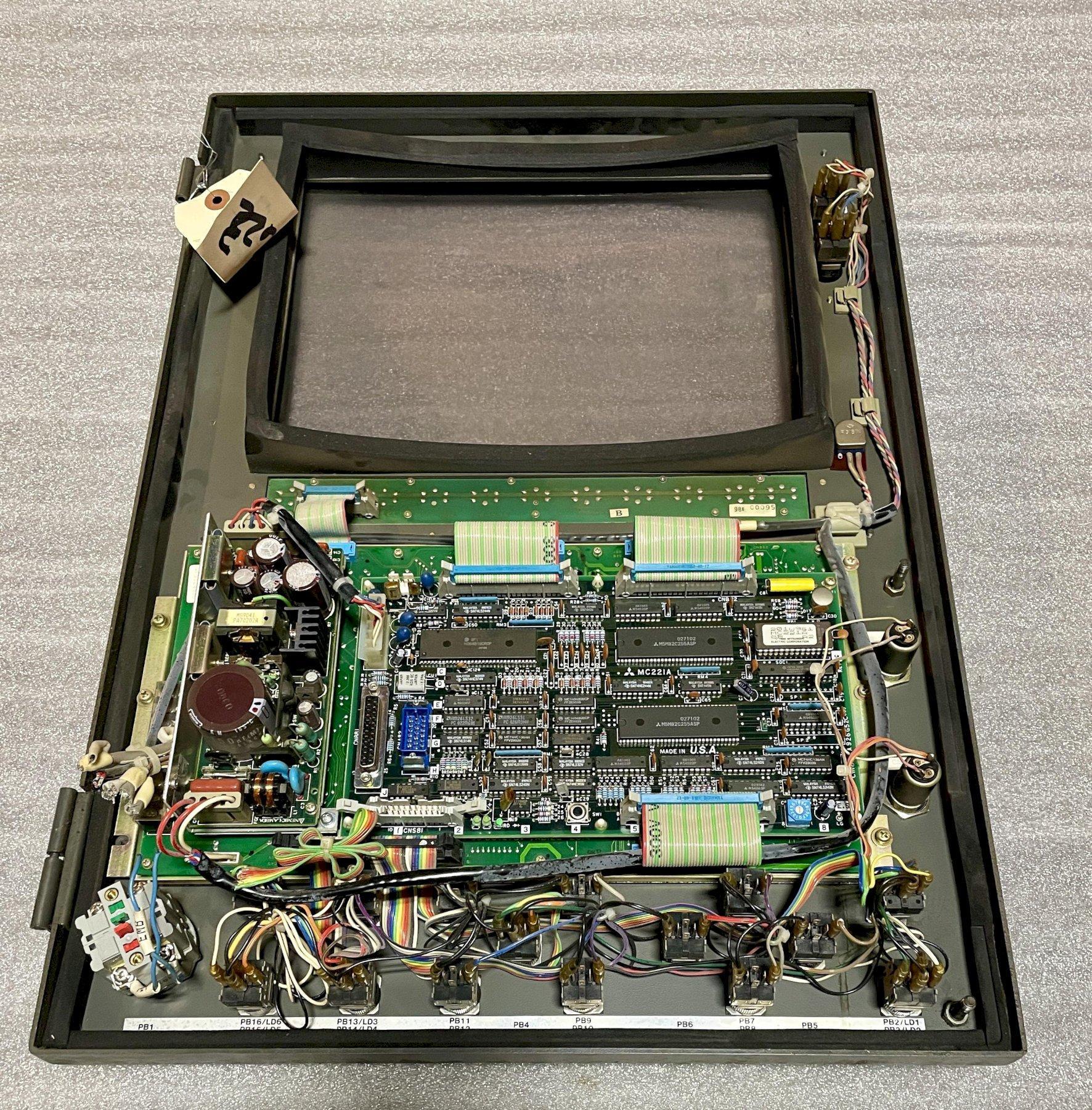 MITSUBISHI MAZATROL M-32 FRONT OPERATOR PANEL