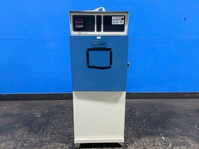 Lunaire Limited/tenney Environmental 16” X 11” X 14” Environmental Chamber - Tujr