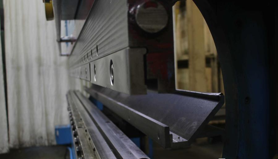 175 TON X 12' CINCINNATI MODEL 175X10 CB HYDRAULIC PRESS BRAKE