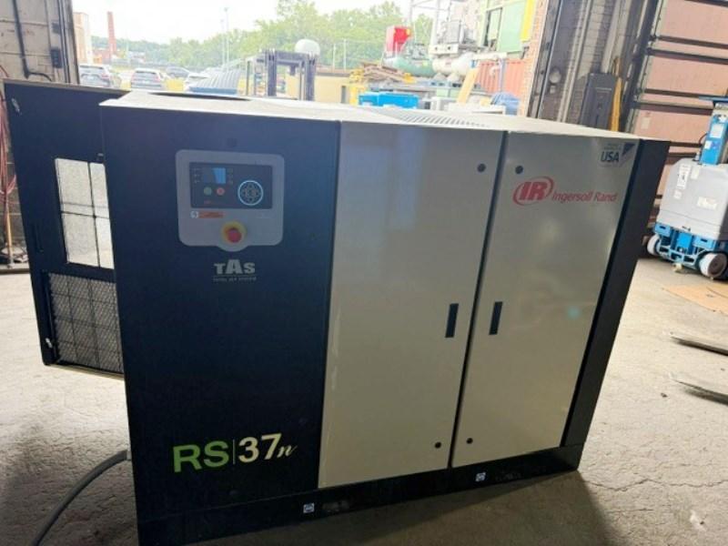 50 HP INGERSOLL RAND R37 ROTARY SCREW AIR COMPRESSOR