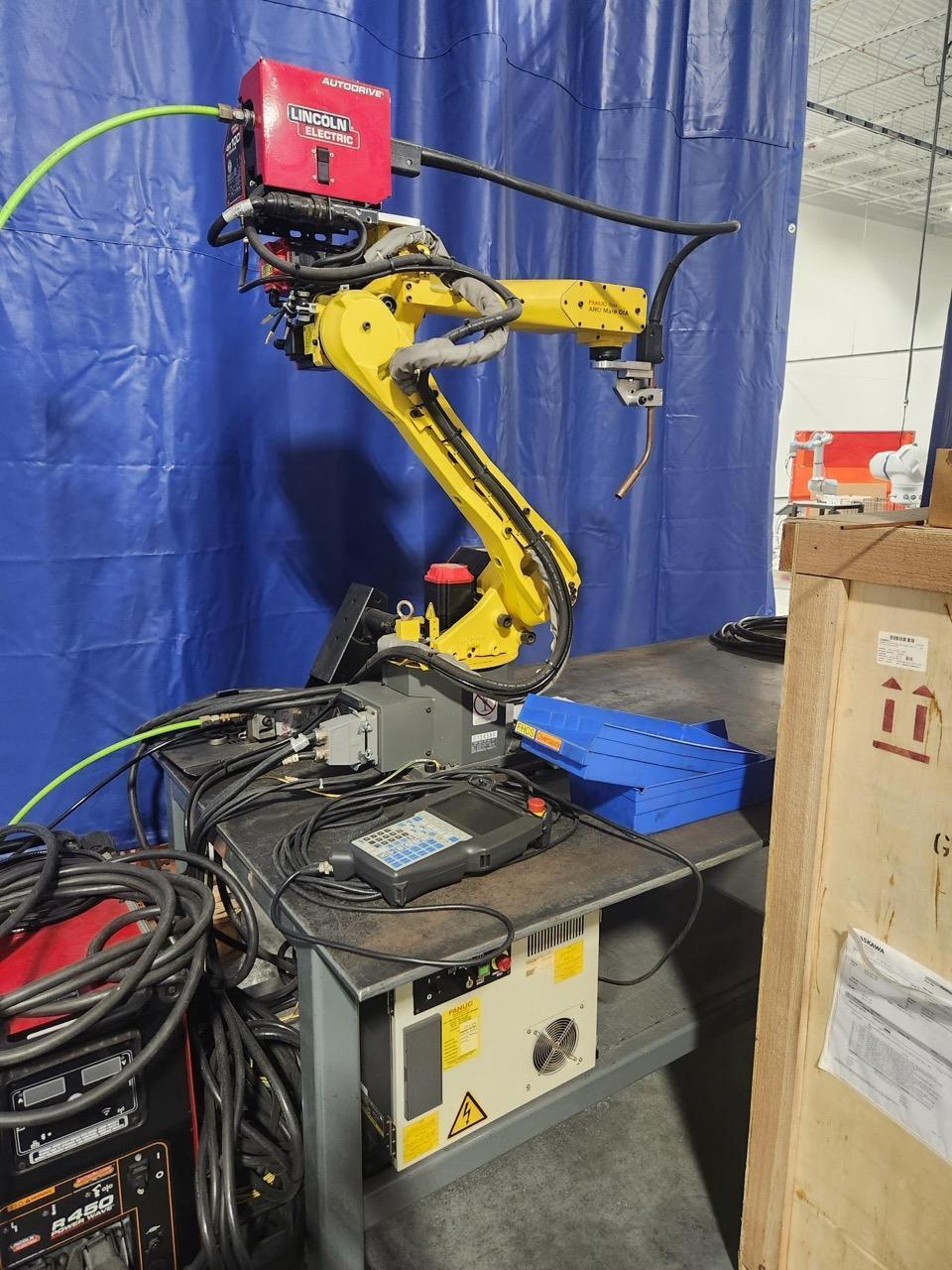 Fanuc Robot ARC Mate 0iA Robotic Welding System, 2012