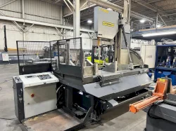 HYD-MECH 30" X 25" FULLY AUTOMATIC VERTICAL TILT FRAME BANDSAW MODEL V-25APC-120 WITH 62' OF POWERED CONVEYOR,
