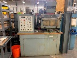 30 AMP HANSVEDT SM-150 B RAM TYPE EDM MACHINE