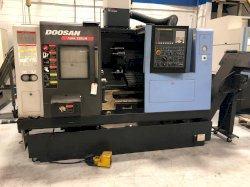 2011 DOOSAN Lynx 220LMA - CNC Horizontal Lathe