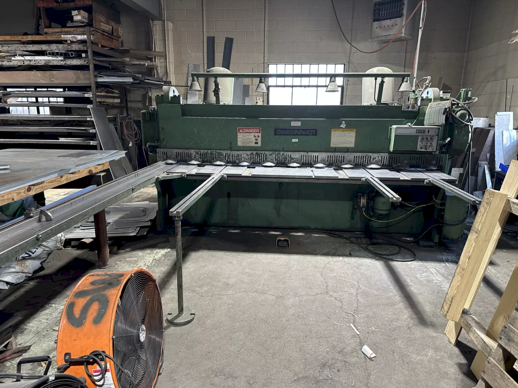 CINCINCATI 2CC10 POWER SQUARING SHEAR