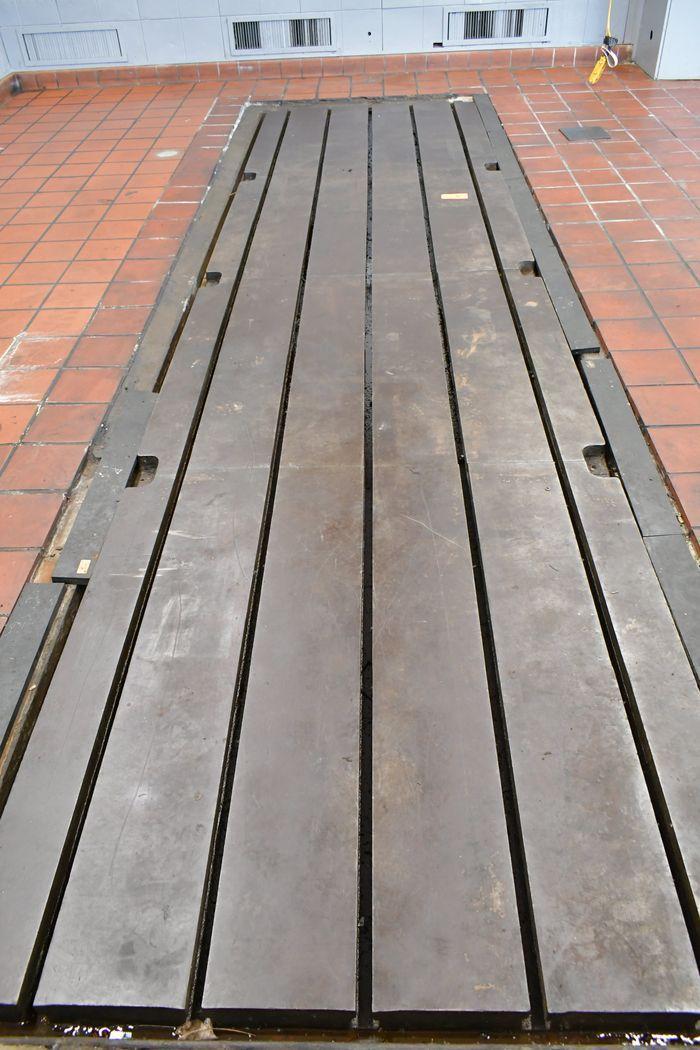 5' X 18' T SLOTTED FLOOR PLATE: STOCK #78521