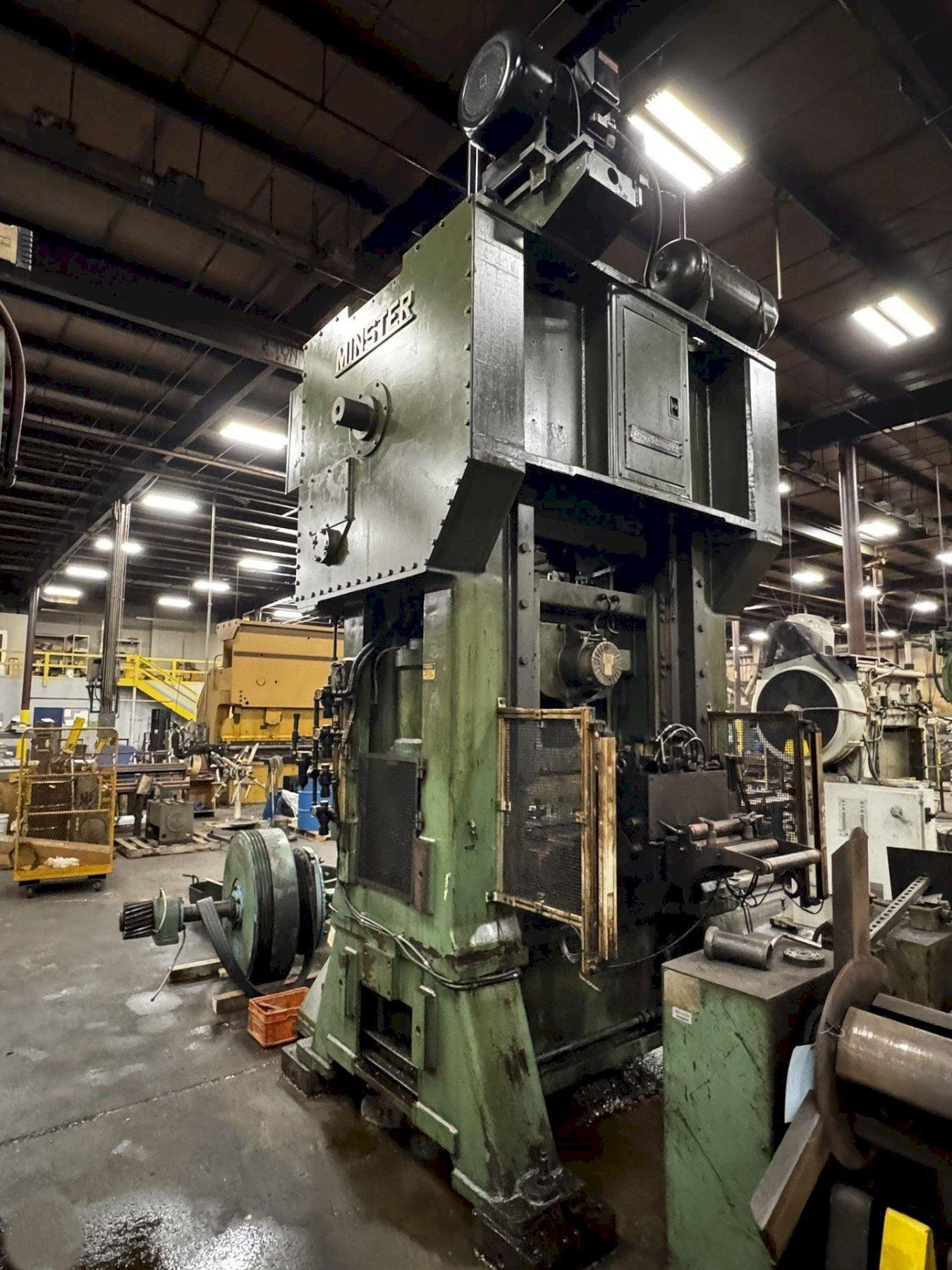 150 TON MINSTER E2-150-42-30 HEVI-STAMPER STRAIGHT SIDE PRESS. STOCK # 0882825