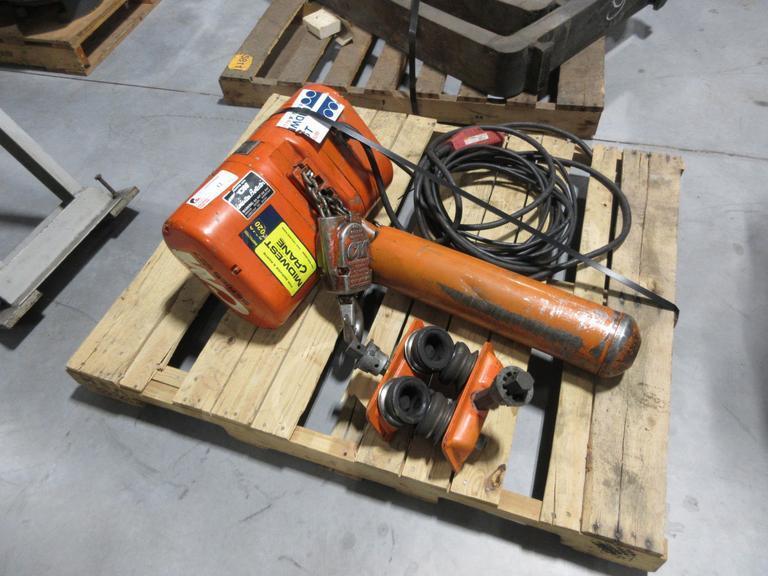 CM R2,L-043 EE - Chain Hoists