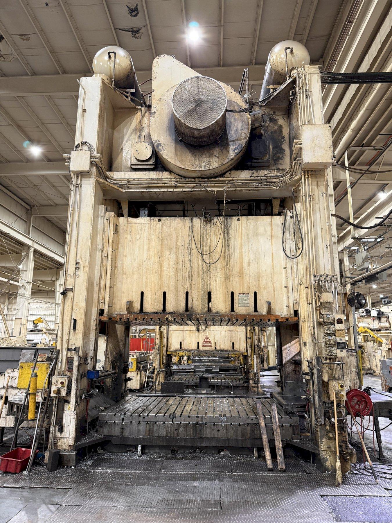 1000-ton Verson S4-1000-144-90T Straight Side Press - Used, Double Crank Stamping Press For Sale