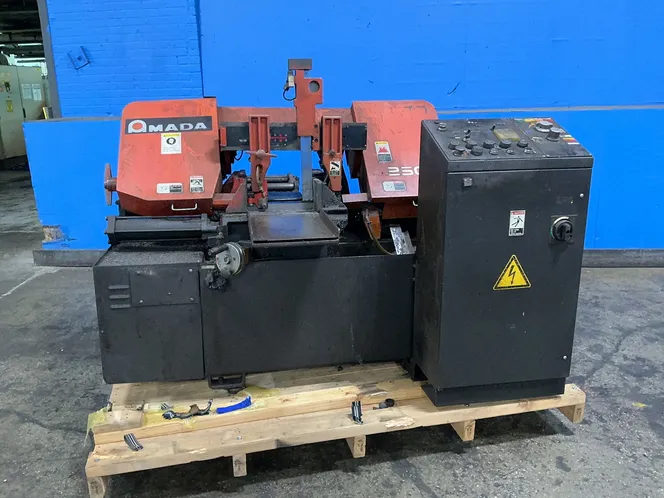 AMADA 10”X12” HORIZONTAL BAND SAW  -  HA-250W