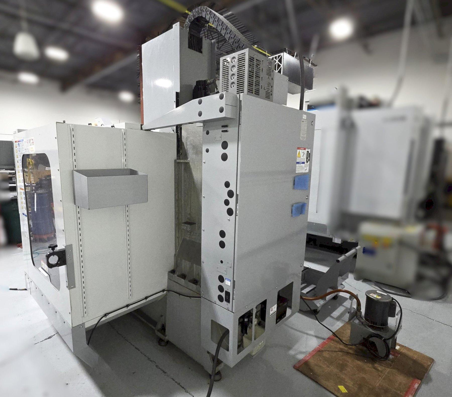 Haas VF-2D Vertical Machining Center 2007 equipped with Coolant Tank, Chip Auger Hours: Cycle Time 3,965 and Cutting Time 2,538