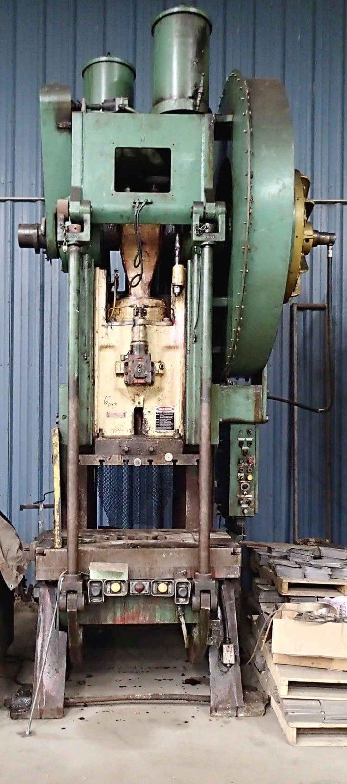 150 Ton Clearing OBI Press, Model 150-P-701- Air Clutch, 6″ Stroke, 21.5″ Shut