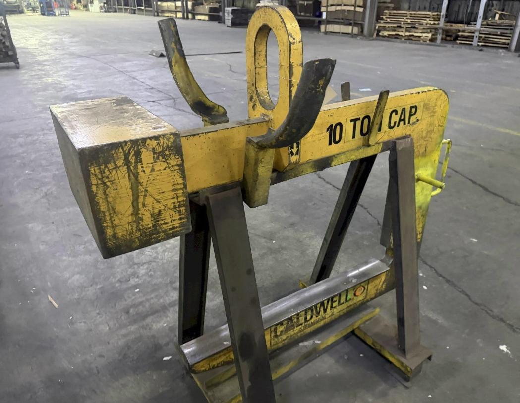 10 TON X 48" CALDWELL #82-10-48 COIL LIFT C-HOOK. STOCK # 0436026