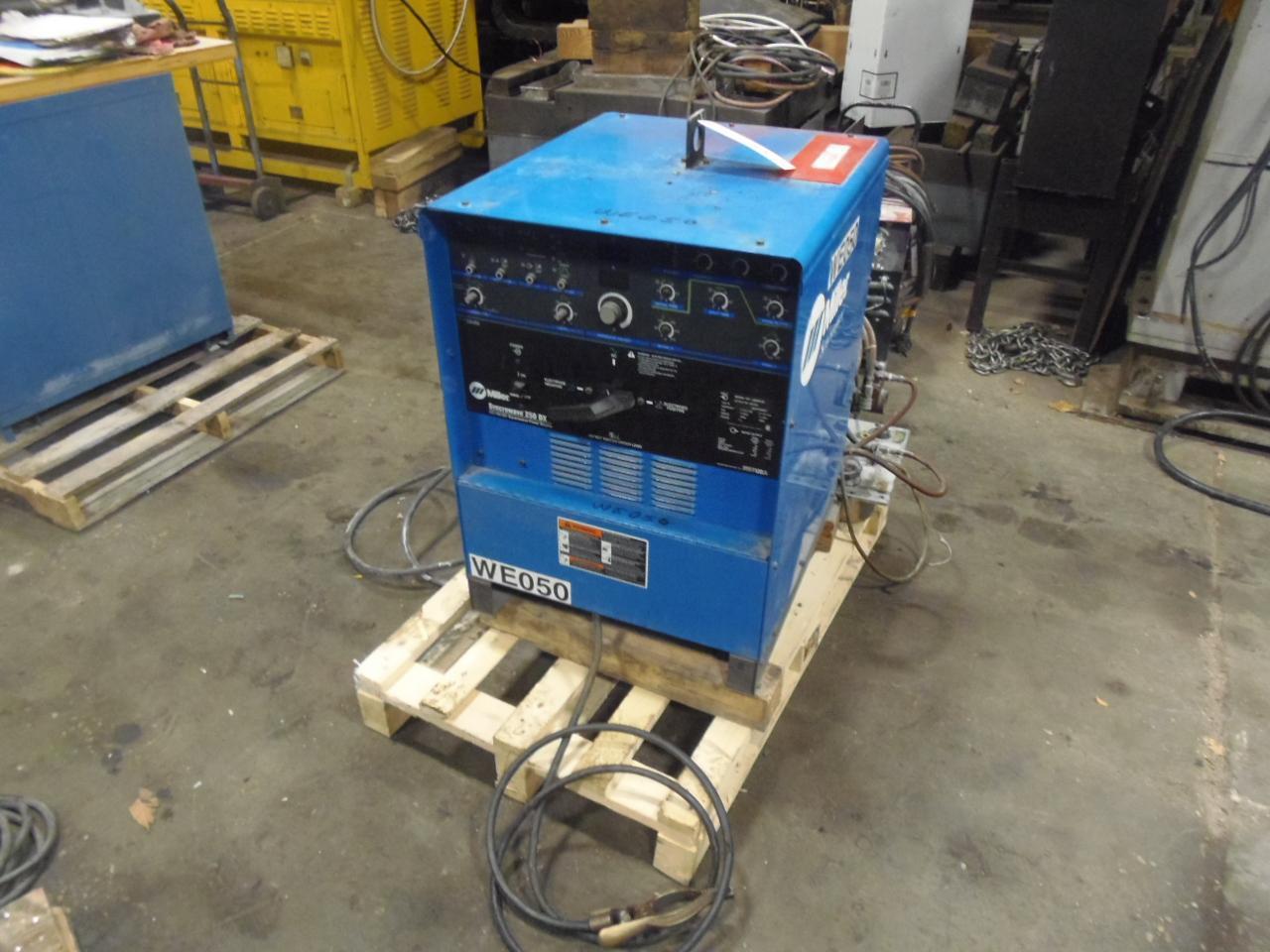 MILLER TIG WELDER, SYNCROWAVE 250 DX, BERNARD 3500-SS COOLER