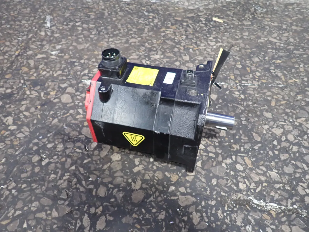 Fanuc  4.3 Kw Servo Motor  - Ai Sr30/3000-b / A06b-2041-b605#0042