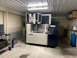 Makino U6 H.E.A.T. CNC Wire EDM, Hyper I Control, 25.6