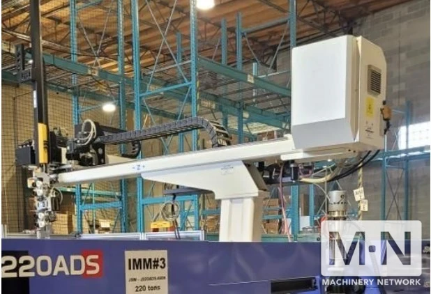 APEX ROBOT MODEL SC1300 MFG 2016/2015 (2) AVAILABLE