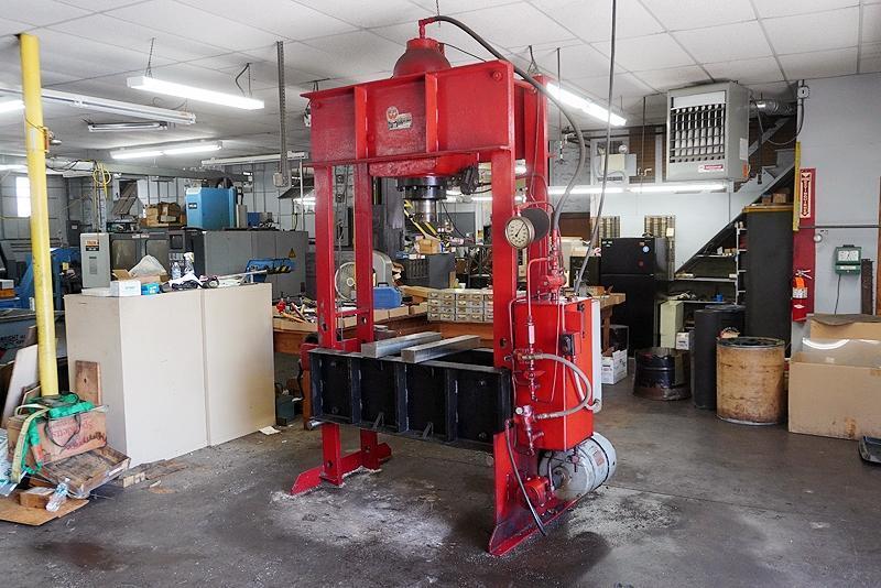 150 TON KR WILSON MODEL #37KAA-150DA-1P H-FRAME PRESS: YOBRO #25926