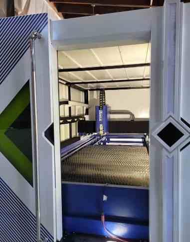 6,000 Watt Eagle LF-1530 Fiber IPG Laser, 2025 – 5′ x 10′ Table, W/Shuttle Table, Brand New, Never Used