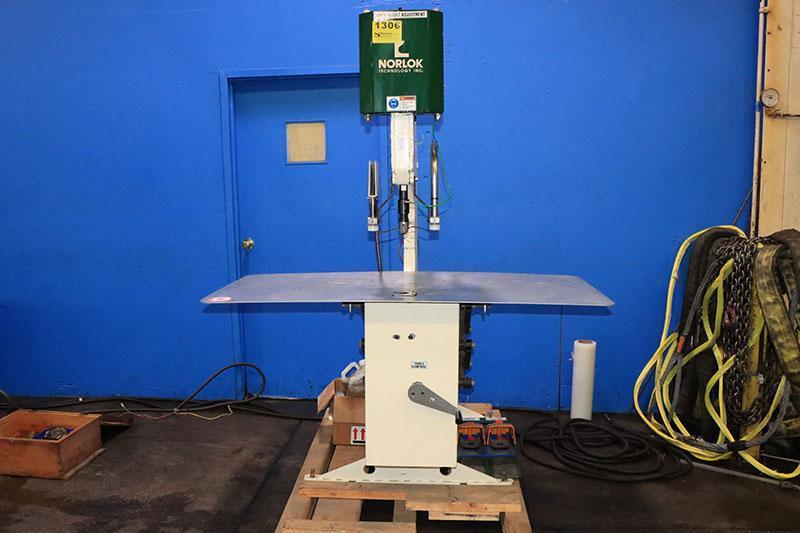 Norlock Letter Lok 4000 Clinching Machine