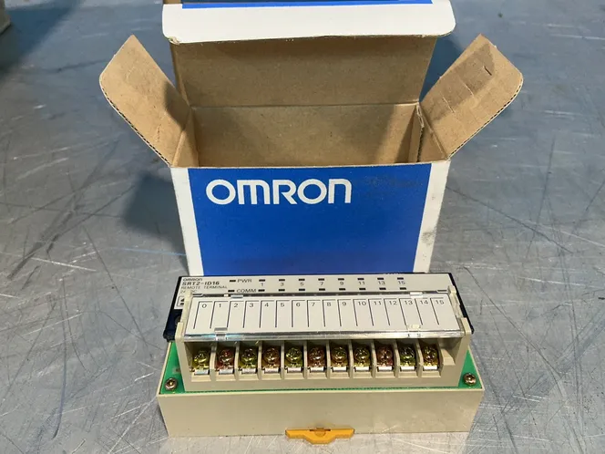Omron  Remote Terminal  - Srt2-id16