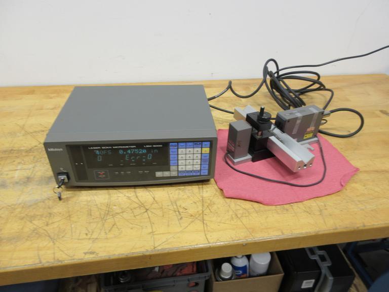 Mitutoyo Laser Scan Micrometer with Measuring LSM-501 and Display Unit LSM-6000- Auction Item